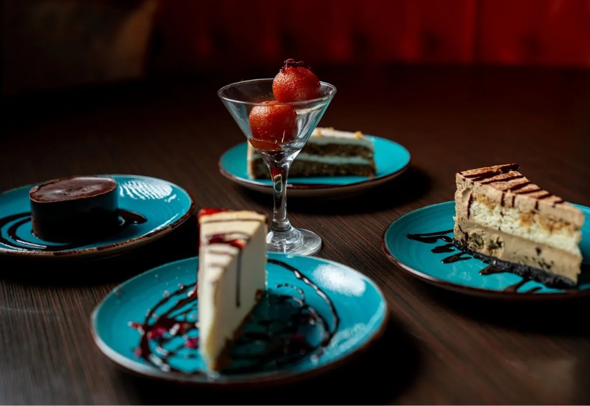 Nosh Cafe 124 Street - Best Indian Restaurant in Oliver Edmonton